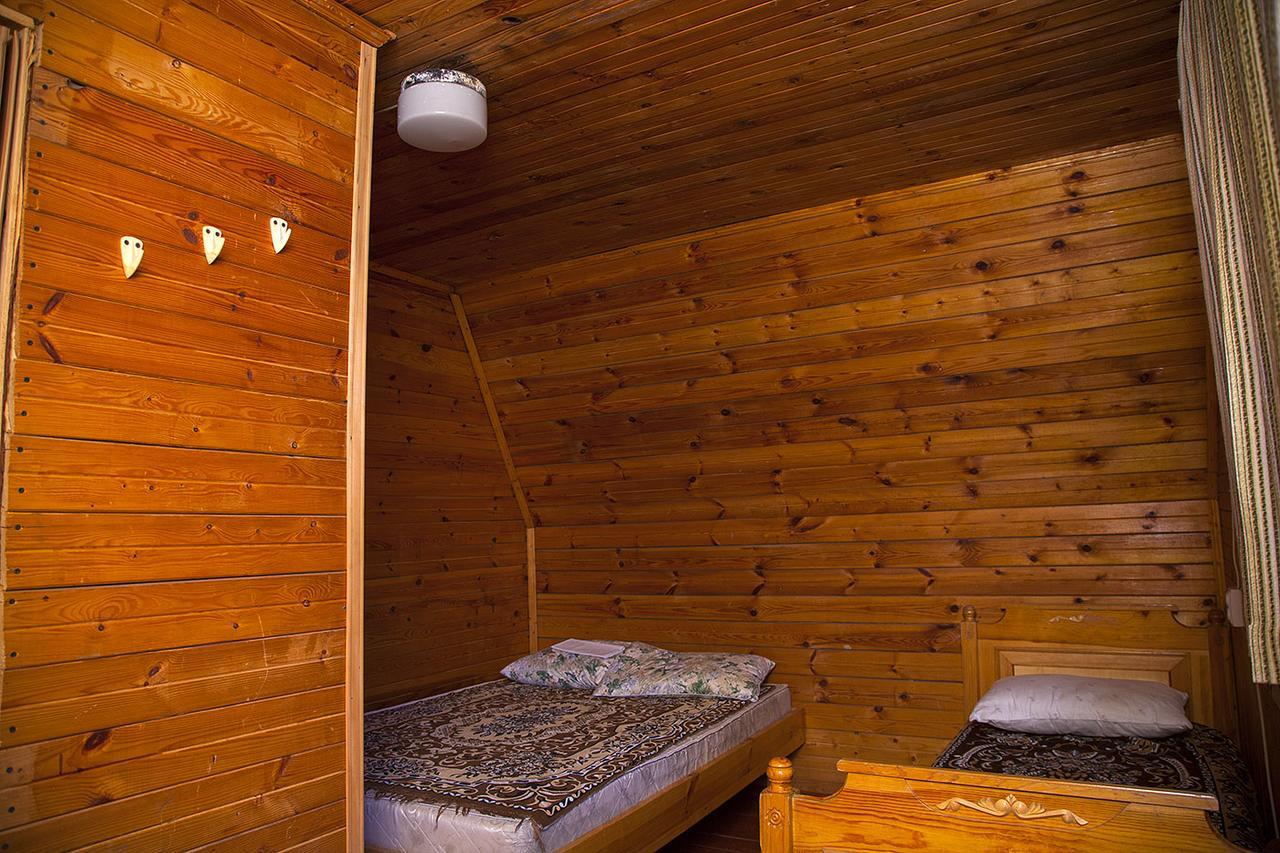 Номера В Деревянных Домиках Hotel Fontanka Luaran gambar